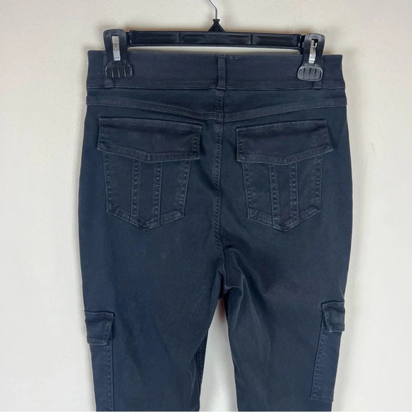 NWT Spanx Twill Ankle Cargo High Rise Pant Stretch Grey Size M Washed Black - Picture 8 of 11